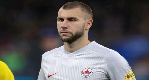 تقارير: ميلان يقترب من تدعيم خط دفاعه بلاعب سالزبورج